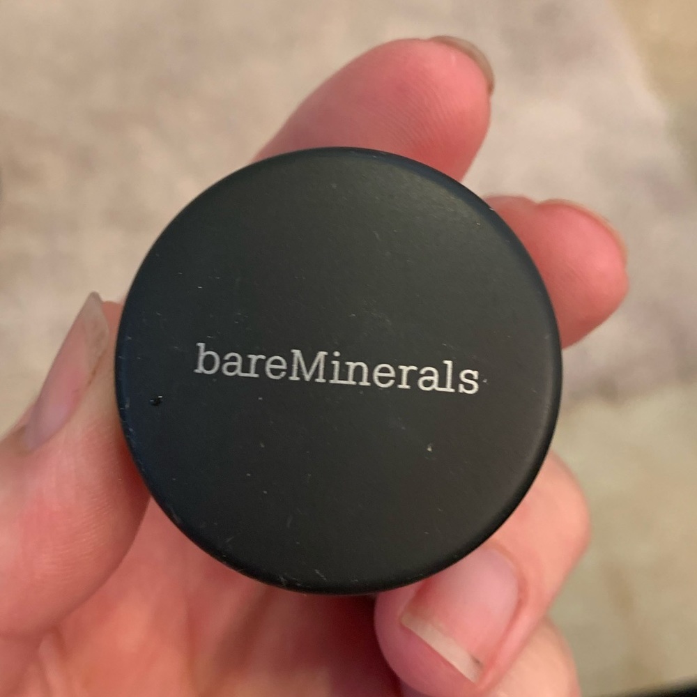 Bare minerals Eye color